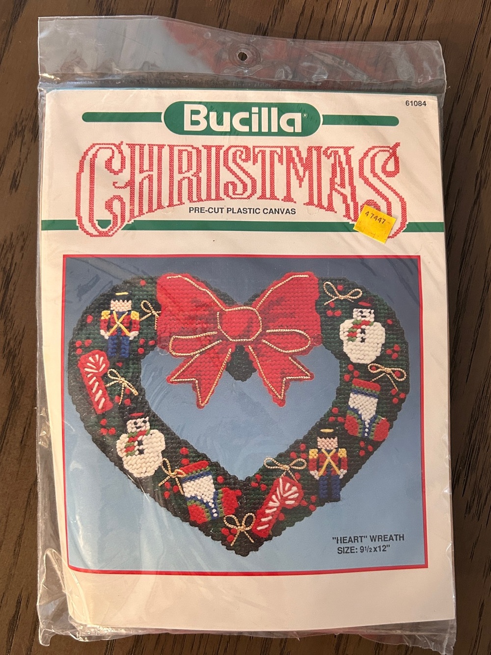 Bucilla Red and Green Heart Christmas Wreath Plastic Canvas Kit-NEW